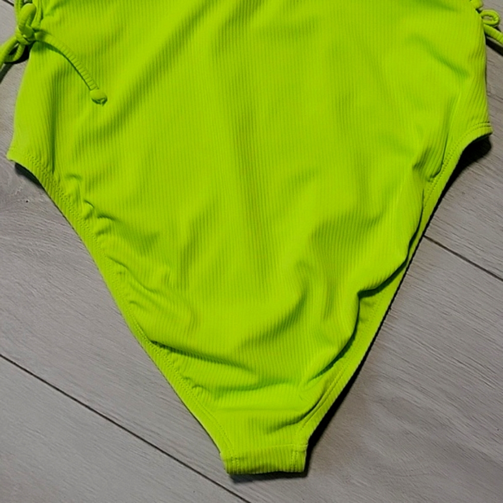 Hurley One Piece Swimsuit - Picture 7 of 7